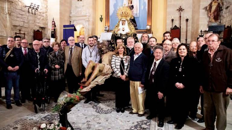 El recogimiento del Cristo de la Noche Oscura en su templo El recogimiento del Cristo de la Noche Oscura en su templo