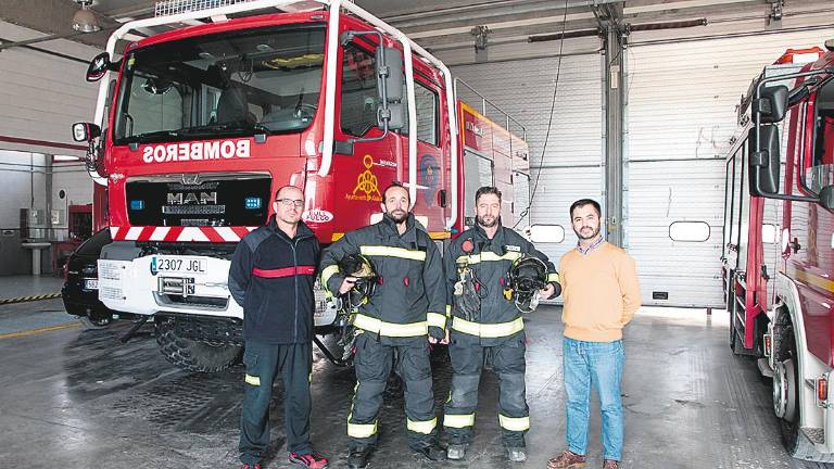 Renovación de la equipación para doce componentes del parque de Bomberos