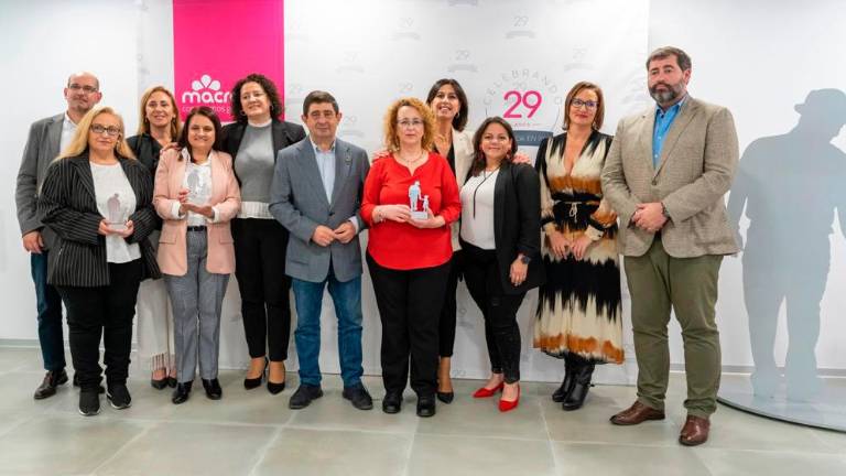 Macrosad valora también a su personal con los primeros premios Profesional del Año Macrosad valora también a su personal con los primeros premios Profesional del Año