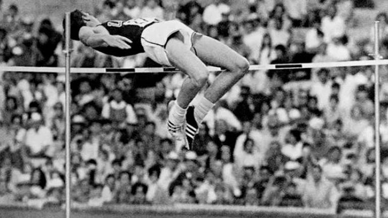 Adiós al atleta que revolucionó el salto de altura en México 68 Adiós al atleta que revolucionó el salto de altura en México 68