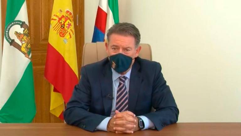 Raúl Caro-Accino: “La ciudad de Linares volverá a brillar, pero ahora debemos quedarnos en casa” Raúl Caro-Accino: “La ciudad de Linares volverá a brillar, pero ahora debemos quedarnos en casa”