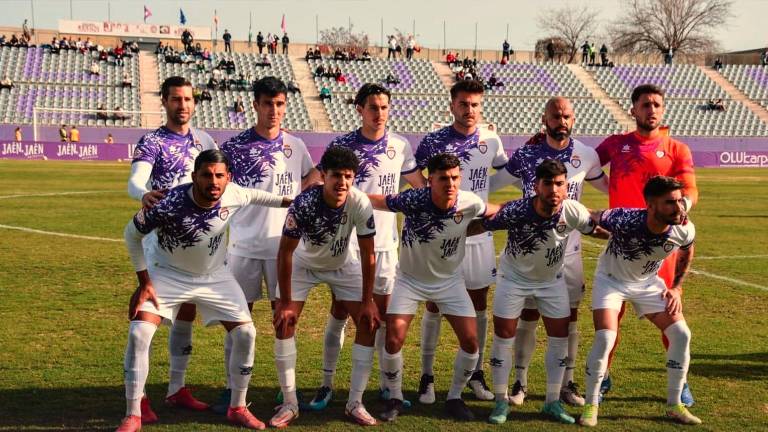 El Real Jaén se hunde en la clasificación El Real Jaén se hunde en la clasificación