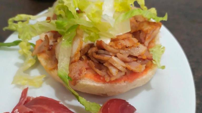 De Tapas con Radio J. | Cafetería y Bocatería L’Ana, de Jaén De Tapas con Radio J. | Cafetería y Bocatería L’Ana, de Jaén