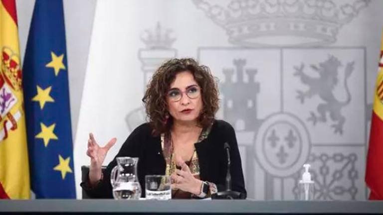 El Gobierno eleva siete décimas la previsión de déficit para 2021, hasta el 8,4% del PIB El Gobierno eleva siete décimas la previsión de déficit para 2021, hasta el 8,4% del PIB