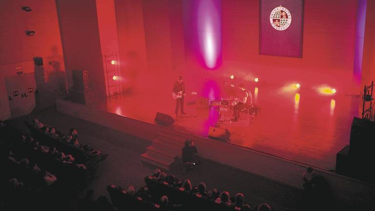 Guadalupe Plata “reparte créditos” en el Aula Magna