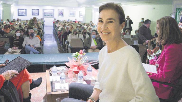 Carmen Posadas revela “La leyenda de la Peregrina” en Jaén Carmen Posadas revela “La leyenda de la Peregrina” en Jaén