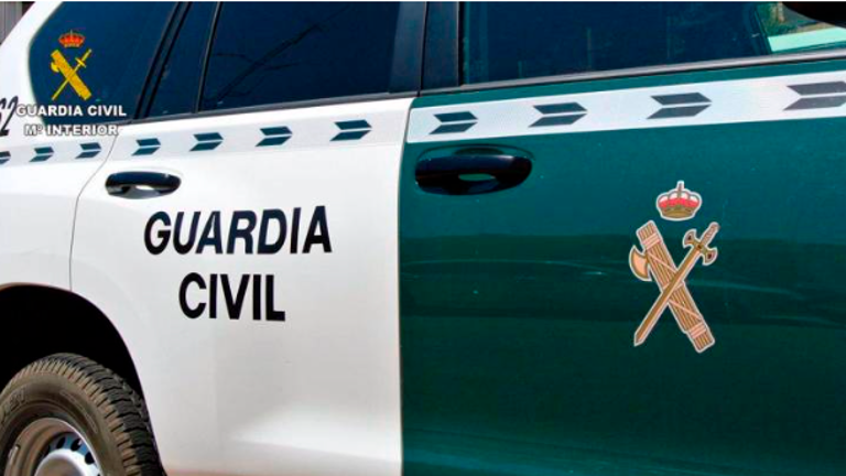 Dos detenidos y dos heridos con bates de béisbol en una pelea multitudinaria en Íscar Dos detenidos y dos heridos con bates de béisbol en una pelea multitudinaria en Íscar