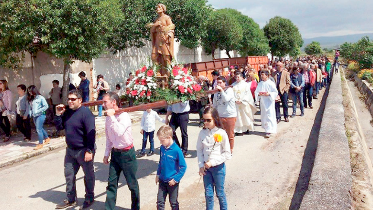 El ambiente festivo de San Julián espera por San Isidro El ambiente festivo de San Julián espera por San Isidro