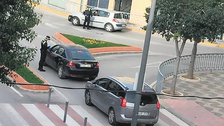 Identificadas 437 personas por saltarse el decreto de alarma Identificadas 437 personas por saltarse el decreto de alarma