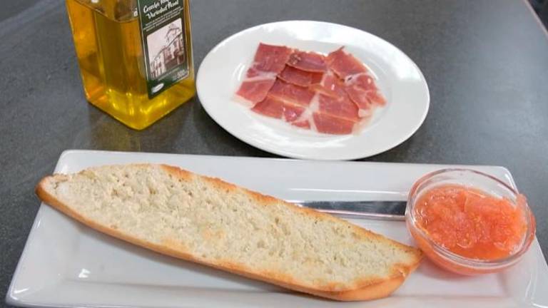 De Tapas con Radio J | Restaurante y cafetería Mya De Tapas con Radio J | Restaurante y cafetería Mya
