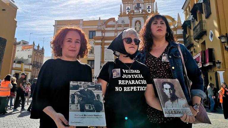 Protesta en La Macarena para la exhumación de Queipo de Llano Protesta en La Macarena para la exhumación de Queipo de Llano