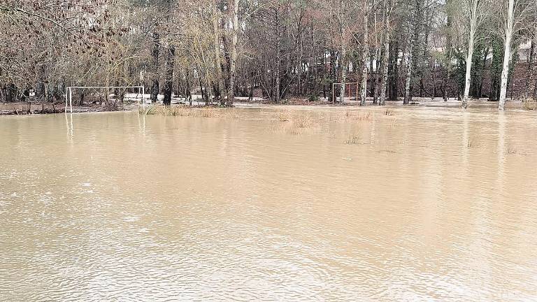 El Guadalquivir anega la sierra a causa de las lluvias El Guadalquivir anega la sierra a causa de las lluvias