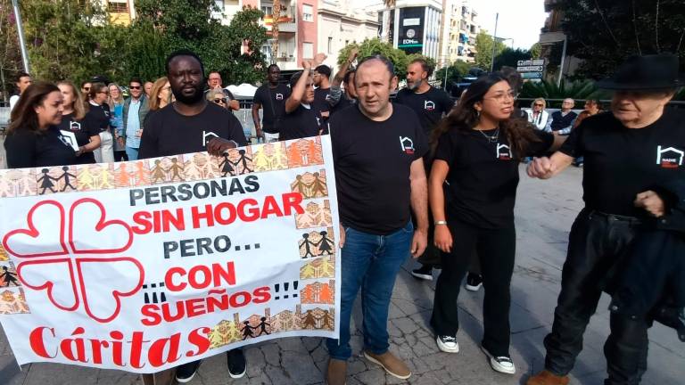 Un grito para generar conciencia: “¡Nadie sin hogar!” Un grito para generar conciencia: “¡Nadie sin hogar!”