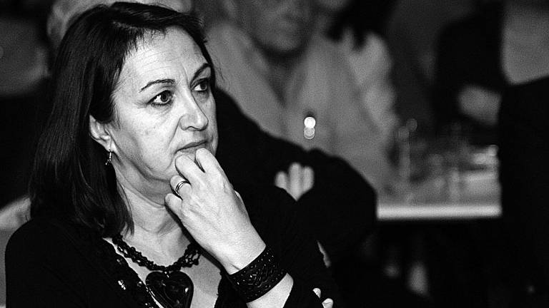 Educadora, feminista y poeta Educadora, feminista y poeta