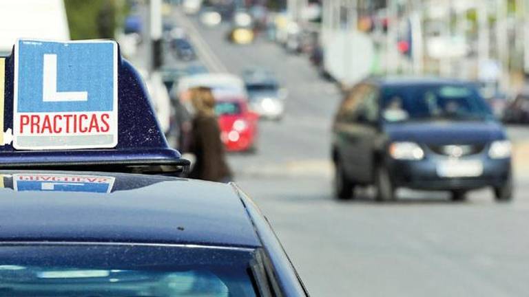 Sacarse el carné en verano, una tarea difícil en Jaén Sacarse el carné en verano, una tarea difícil en Jaén