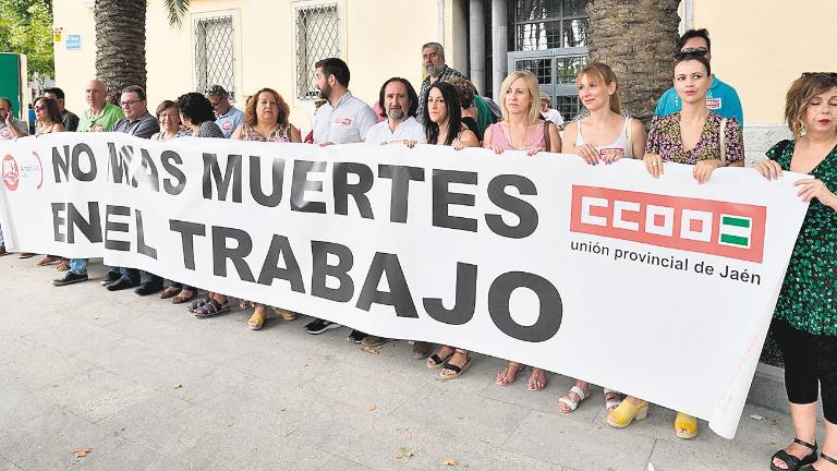 “No más muertes en el trabajo” “No más muertes en el trabajo”