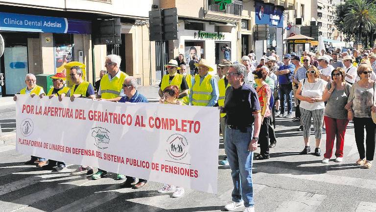 Exigen la apertura completa del geriátrico de la ciudad Exigen la apertura completa del geriátrico de la ciudad