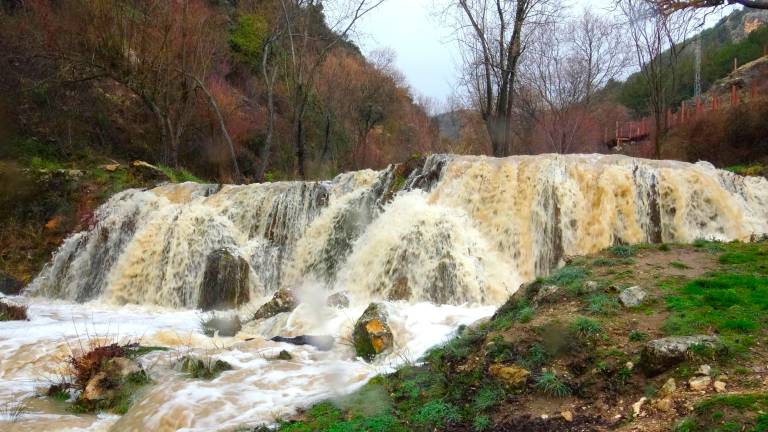 El frente provoca lluvias en la Sierra de Segura que se extenderán por toda la provincia El frente provoca lluvias en la Sierra de Segura que se extenderán por toda la provincia