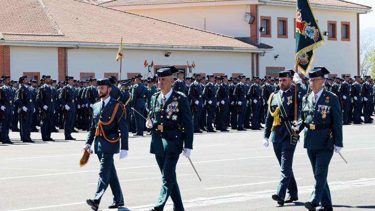 La Guardia Civil, ejemplo para la sociedad por su abnegación total La Guardia Civil, ejemplo para la sociedad por su abnegación total