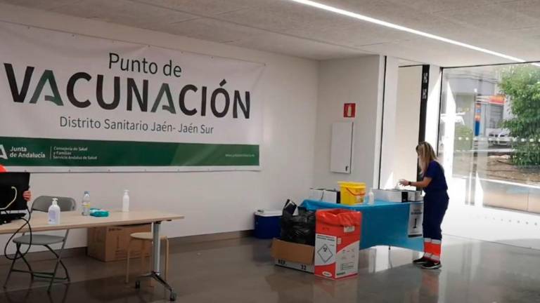 Andalucía baja hasta los 25 años la posibilidad de solicitar cita para vacunarse Andalucía baja hasta los 25 años la posibilidad de solicitar cita para vacunarse