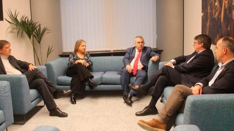 El diplomático salvadoreño Francisco Galindo Vélez es el mediador entre las negociaciones de Junts y PSOE El diplomático salvadoreño Francisco Galindo Vélez es el mediador entre las negociaciones de Junts y PSOE