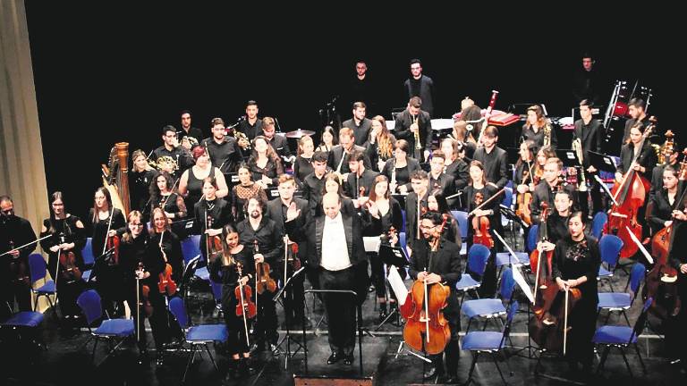 Concierto de primer nivel en el teatro Concierto de primer nivel en el teatro
