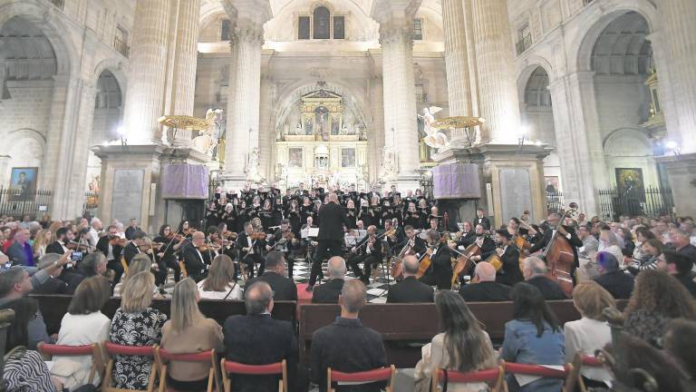 Un Réquiem catedralicio Un Réquiem catedralicio