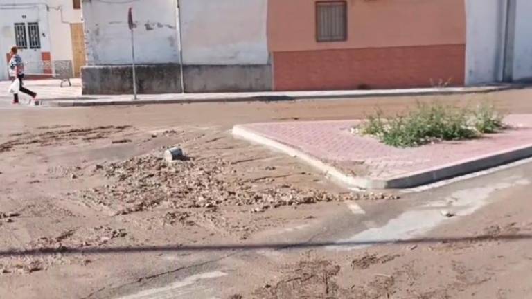 Riada por la rotura de una balsa de riego en Begíjar Riada por la rotura de una balsa de riego en Begíjar