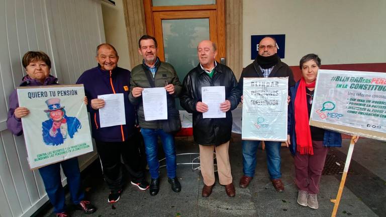 Recogida de firmas por las pensiones Recogida de firmas por las pensiones