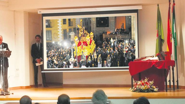 Emotivo encuentro para honrar al inolvidable Juan Carlos López Eisman Emotivo encuentro para honrar al inolvidable Juan Carlos López Eisman