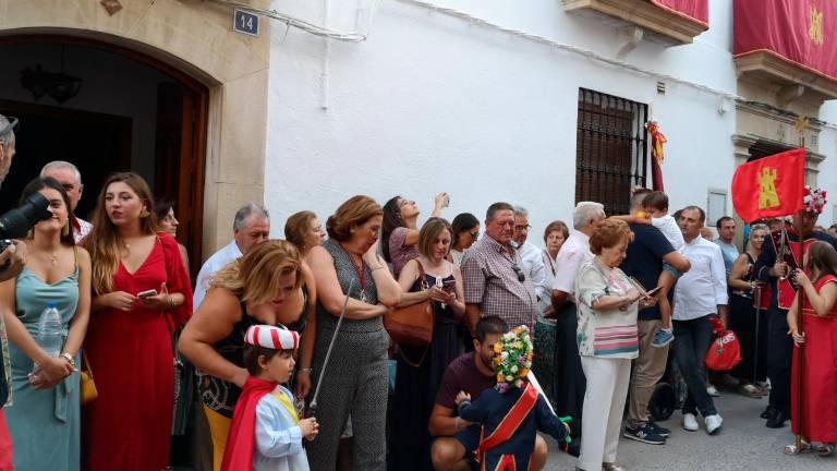 La patrona se alza victoriosa La patrona se alza victoriosa
