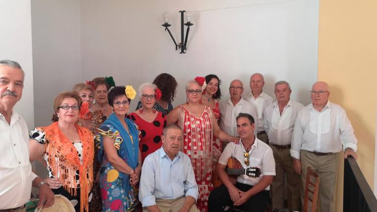 Un pueblo con su patrona Un pueblo con su patrona