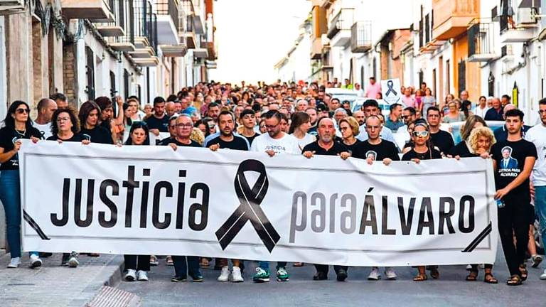 Temor al regreso de la familia del asesino de Álvaro Soto a Peal de Becerro Temor al regreso de la familia del asesino de Álvaro Soto a Peal de Becerro