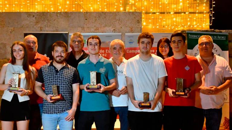 Maestría sevillana en Mengíbar Maestría sevillana en Mengíbar