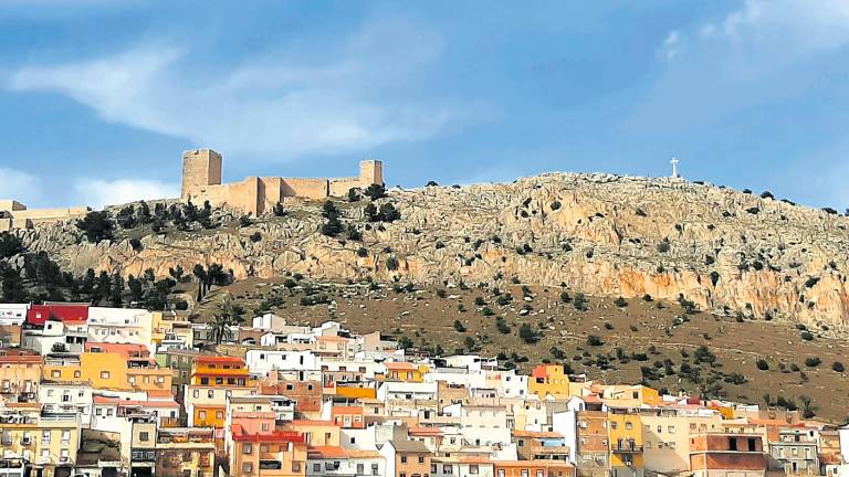 Dos barrios jiennenses que están en situación opuesta Dos barrios jiennenses que están en situación opuesta