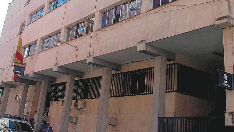 Arrestado tras apuñalar a su sobrino durante una discusión Arrestado tras apuñalar a su sobrino durante una discusión