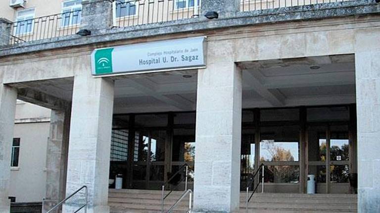 El PSOE confirma con una visita el cierre a cal y canto del Hospital Doctor Sagaz El PSOE confirma con una visita el cierre a cal y canto del Hospital Doctor Sagaz
