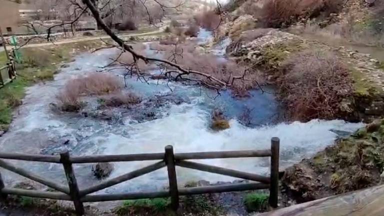 Más imágenes del nacimiento del río Segura tras seis meses seco Más imágenes del nacimiento del río Segura tras seis meses seco
