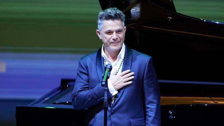 Así canta Alejandro Sanz el himno de Andalucía por el 28F Así canta Alejandro Sanz el himno de Andalucía por el 28F