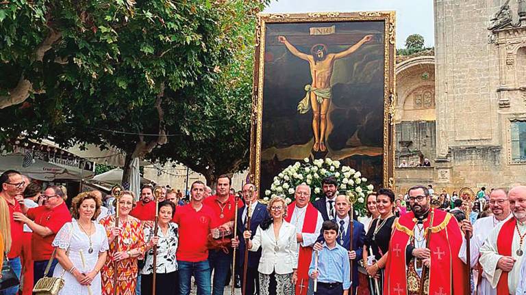 Un lienzo de Consuelo pasea por Cazorla Un lienzo de Consuelo pasea por Cazorla