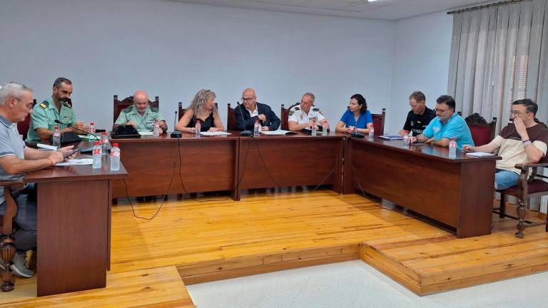 El subdelegado llama “a la calma” tras la muerte por arma blanca de un vecino en Lopera El subdelegado llama “a la calma” tras la muerte por arma blanca de un vecino en Lopera
