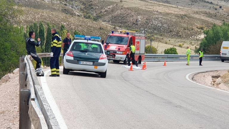 Fallece una persona tras salirse de la vía con la moto en Santiago-Pontones Fallece una persona tras salirse de la vía con la moto en Santiago-Pontones