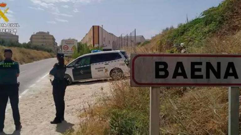 Cuatro jiennenses detenidos tras un robo con intimidación en un salón de juegos de Baena Cuatro jiennenses detenidos tras un robo con intimidación en un salón de juegos de Baena
