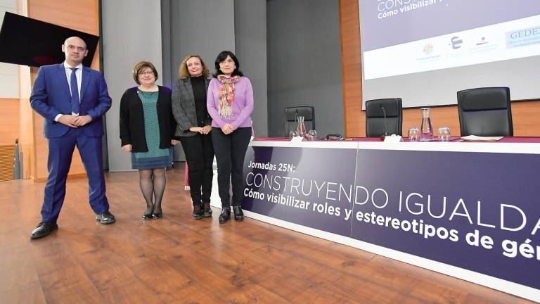 Un muro de contención: Igualdad frente a violencia de género Un muro de contención: Igualdad frente a violencia de género