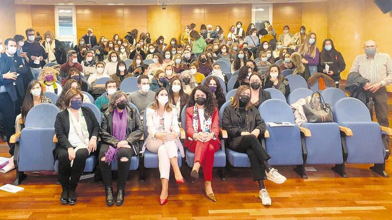Dar voz a una mudez sistémica Dar voz a una mudez sistémica