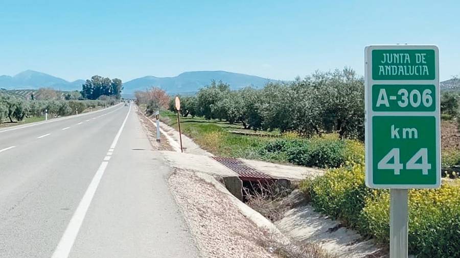 <i>La A-306, en el kilómetro 44 de la vía autonómica.</i> <i>La A-306, en el kilómetro 44 de la vía autonómica.</i>