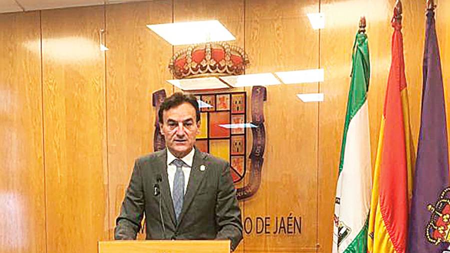 Un golpe en la mesa Un golpe en la mesa
