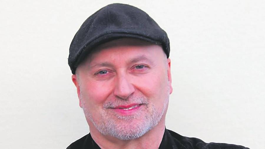 <i>Rogelio Rojas.</i> <i>Rogelio Rojas.</i>