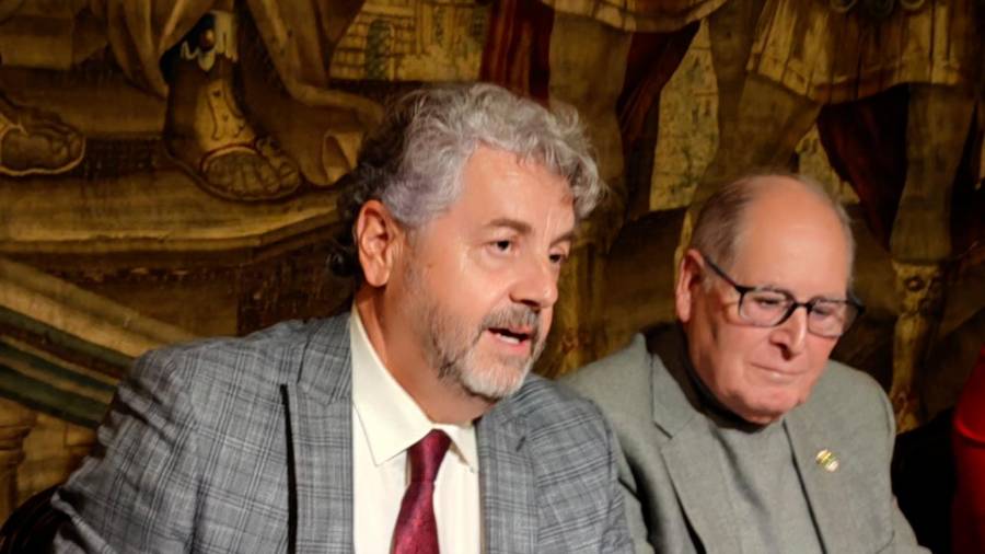 <i>Juan Espejo, junto a Rufino Gomera, durante su intervención. / Diario JAÉN.</i> <i>Juan Espejo, junto a Rufino Gomera, durante su intervención. / Diario JAÉN.</i>