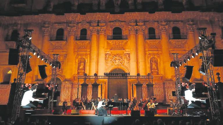 El beso del Renacimiento al piano de Chico Pérez El beso del Renacimiento al piano de Chico Pérez